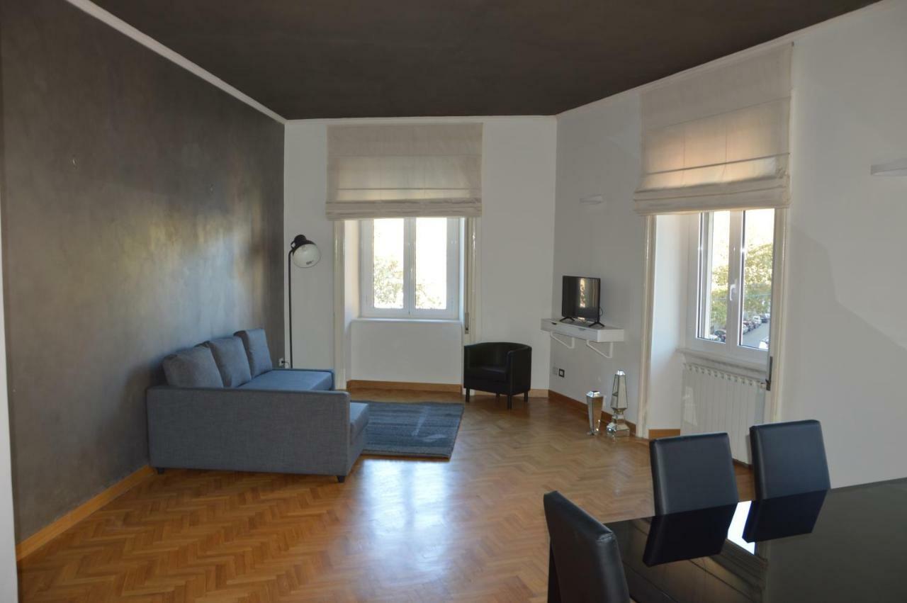 Finestra Su Castel Sant'angelo Apartamento Roma